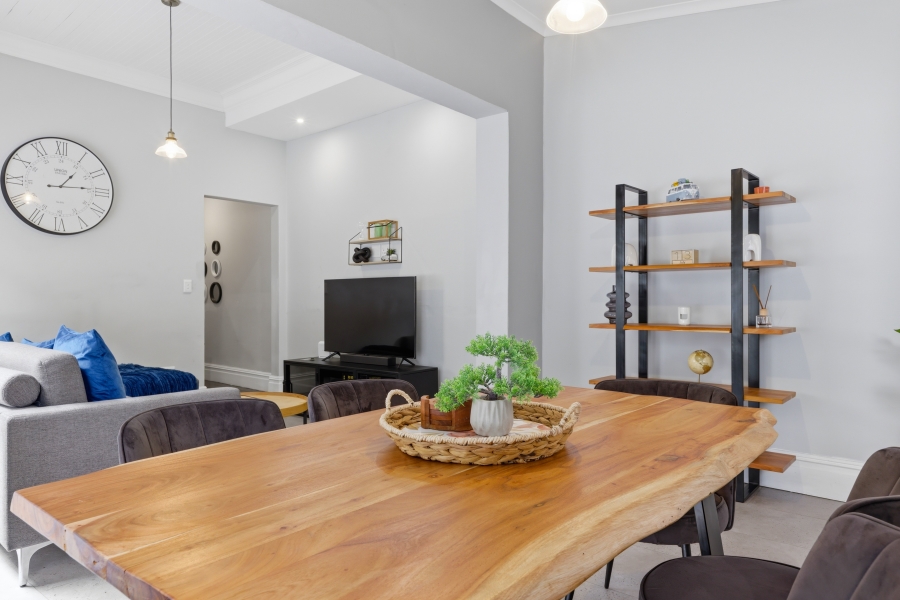 2 Bedroom Property for Sale in Green Point Western Cape